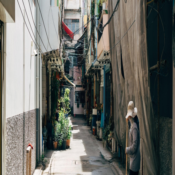 facade cleaner worker portrait